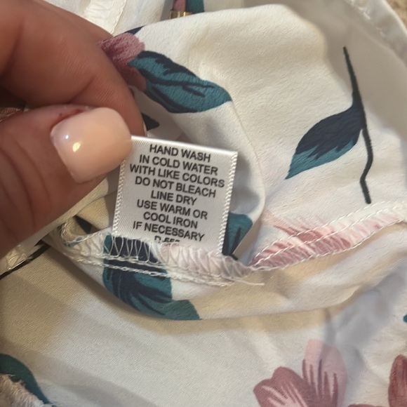 𝅺speed Limit Floral Crop Top - Picture 9 of 11